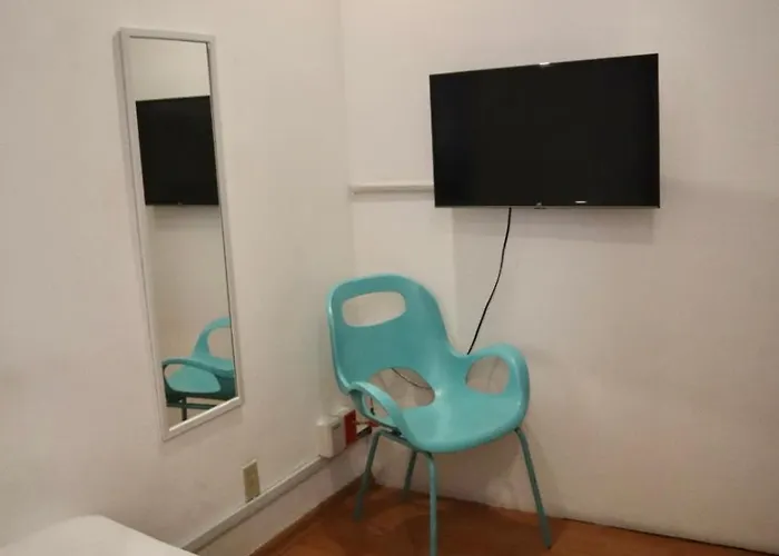 Spacious And Cozy House In Polanco For 26 Guests