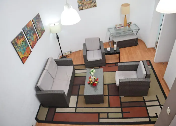 Spacious And Cozy House In Polanco For 26 Guests *